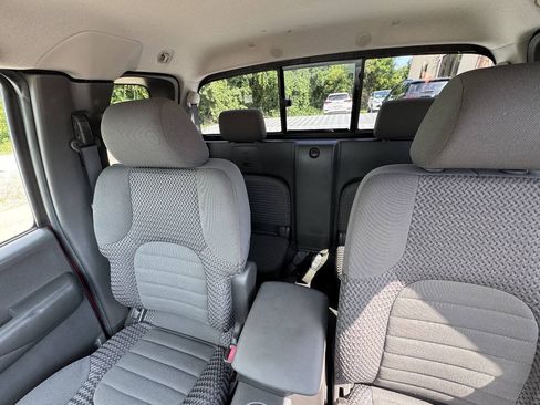 Used 2007 Nissan Frontier SE w/ SE Value Truck Pkg RWD image 21