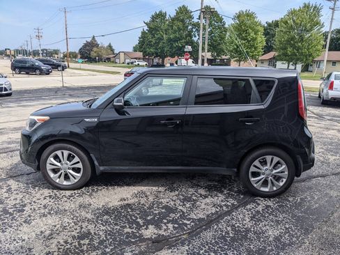 Used 2014 Kia Soul + FWD image 6