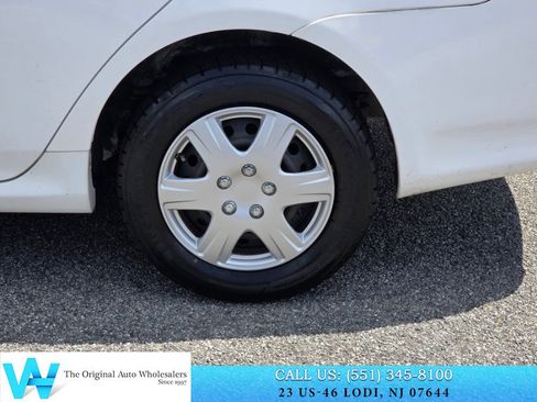 Used 2010 Toyota Corolla LE FWD image 11