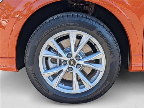 New 2025 Audi Q3 2.0T Premium image 9