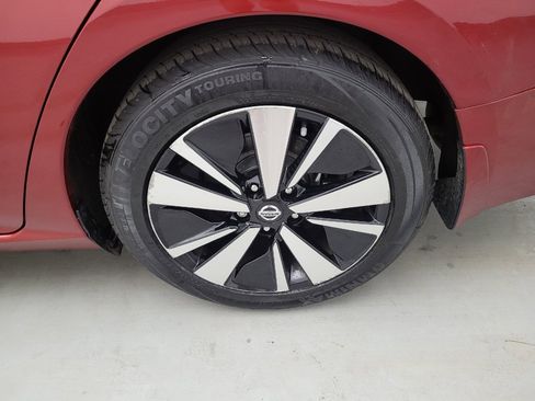 Used 2021 Nissan Altima 2.5 SV w/ SV Premium Package FWD image 31