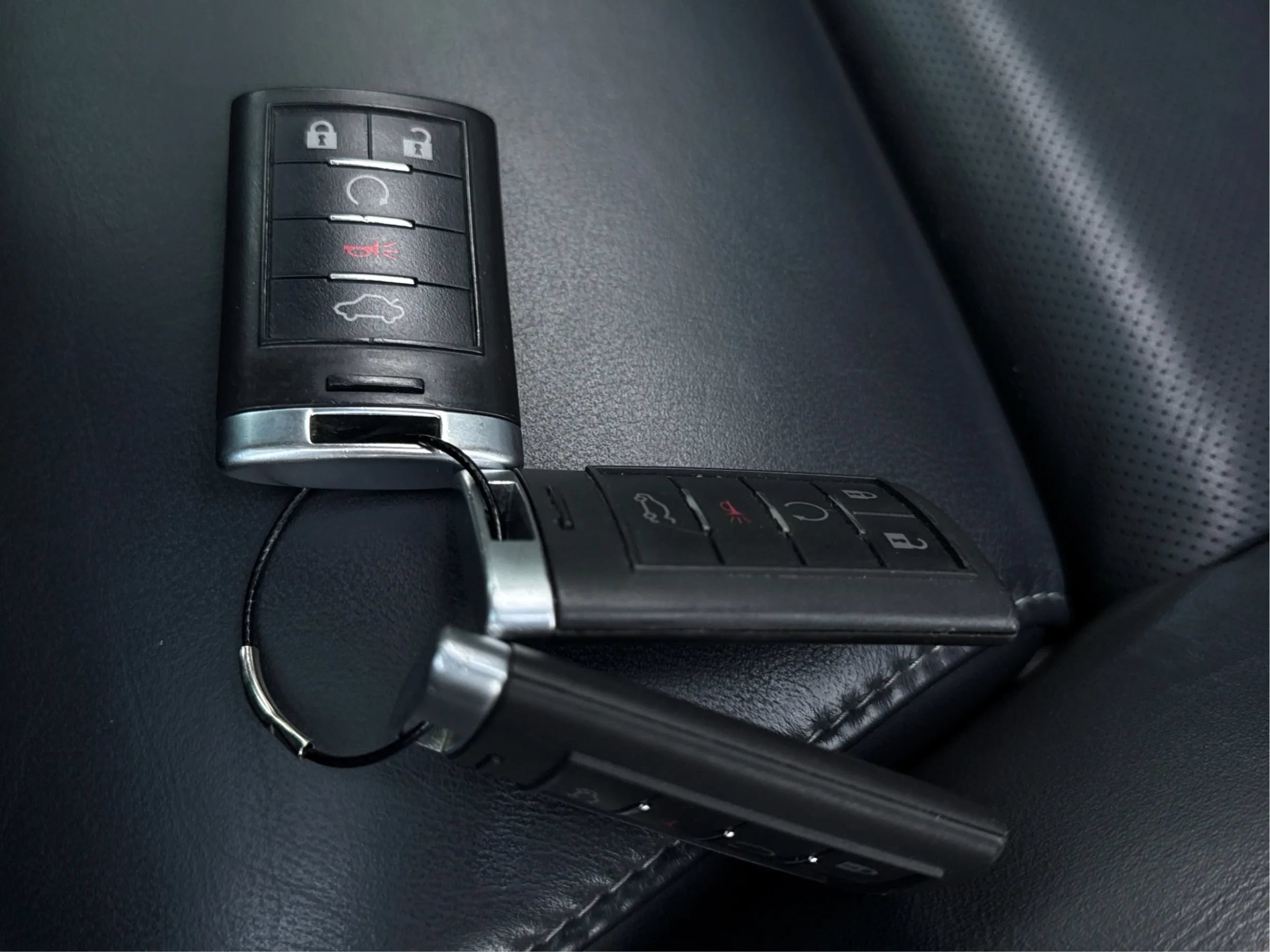 Used 2013 Cadillac XTS Premium FWD image 21