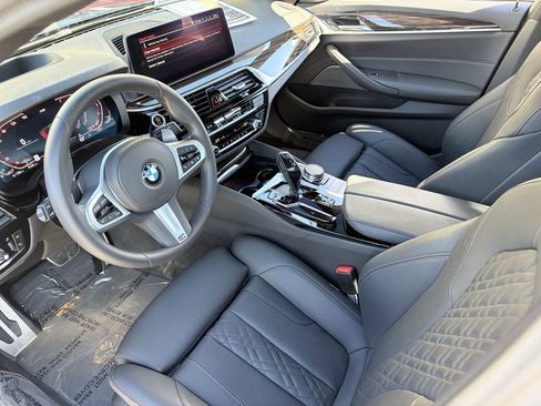 Used 2023 BMW 540i w/ M Sport Package image 18