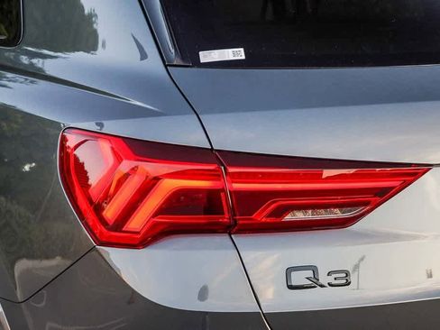 New 2025 Audi Q3 2.0T Premium Plus image 7