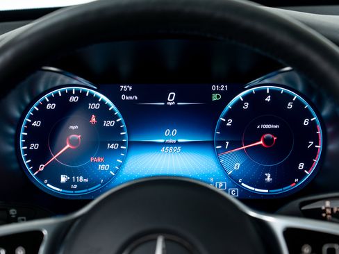 Certified 2021 Mercedes-Benz GLC 300 4MATIC image 18