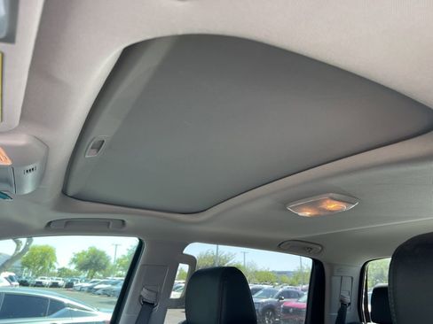 Used 2021 Toyota Tundra Platinum image 7