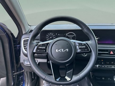 Used 2024 Kia Seltos EX FWD image 11