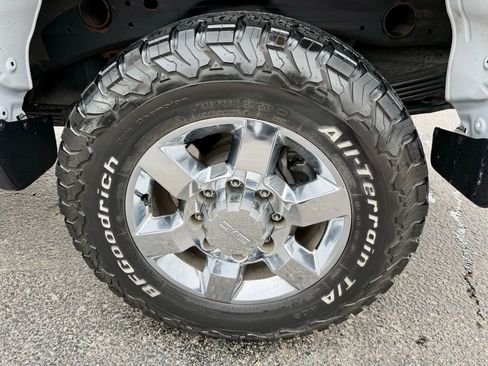 Used 2020 Chevrolet Silverado 2500 W/T w/ WT Convenience Package image 17