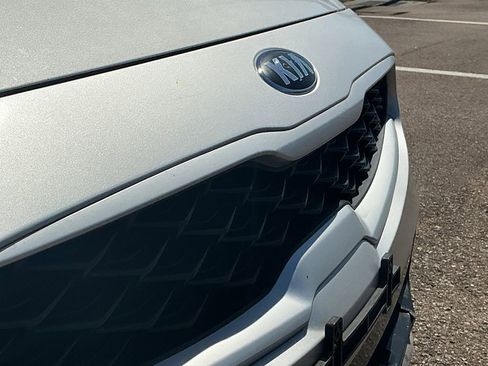 Used 2020 Kia Forte LXS FWD image 13
