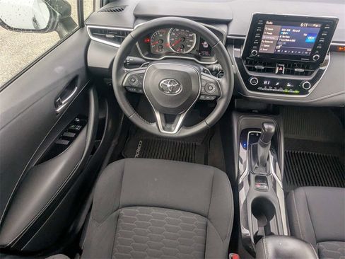 Used 2020 Toyota Corolla SE image 15