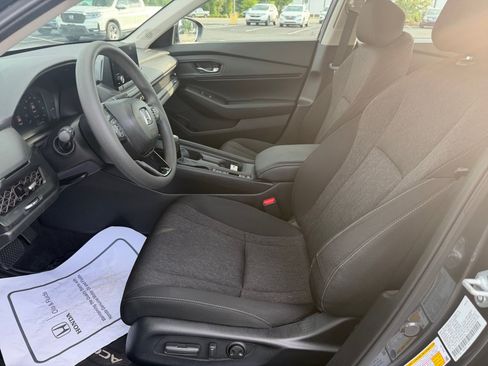 Certified 2024 Honda Accord EX image 30
