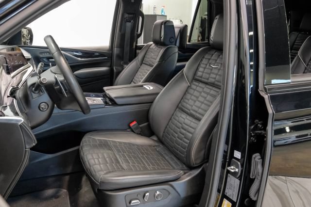 Used 2023 Cadillac Escalade V AWD/4WD image 42