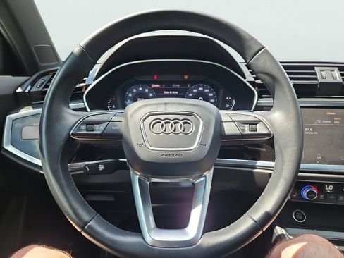 Used 2023 Audi Q3 2.0T Premium w/ Convenience Package AWD/4WD image 31