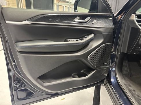 New 2024 Jeep Grand Cherokee Trailhawk w/ Advanced Protech Group II image 20