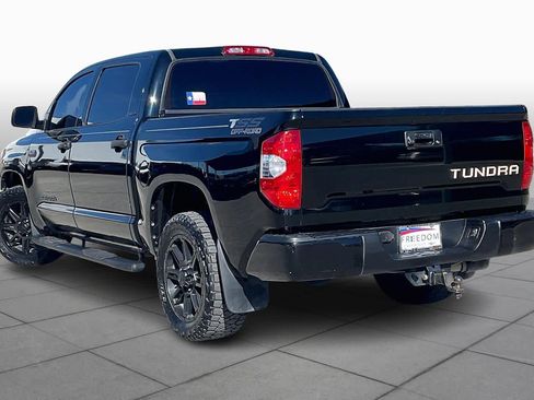 Used 2018 Toyota Tundra SR5 image 11