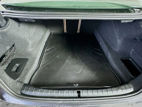 Used 2022 BMW 530i xDrive w/ Premium Package image 28