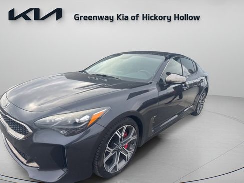 Used 2019 Kia Stinger GT image 3