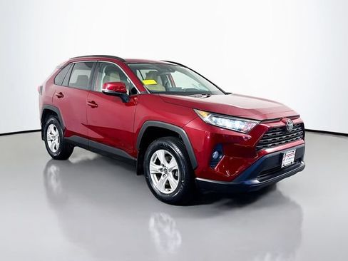 Certified 2020 Toyota RAV4 XLE w/ Convenience Package AWD/4WD image 10