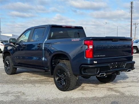 Used 2022 Chevrolet Silverado 1500 LT Trail Boss image 3