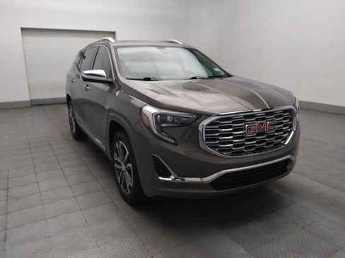 Used 2018 GMC Terrain Denali w/ Driver Alert Package II AWD/4WD image 13