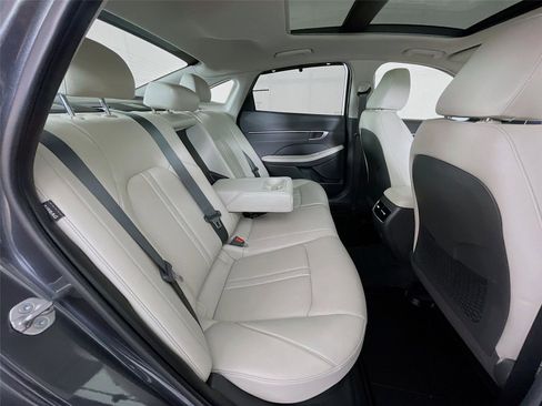 Used 2025 Hyundai Sonata Limited image 32