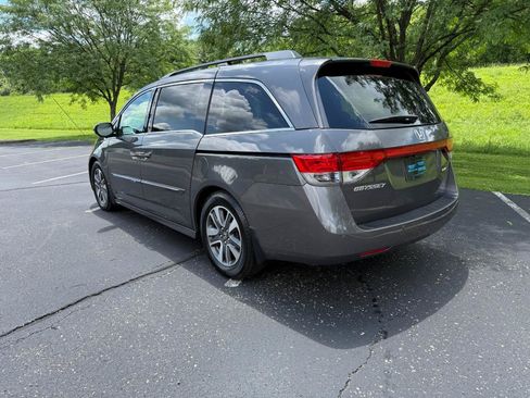 Used 2014 Honda Odyssey Touring Elite image 15