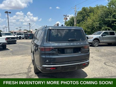 Used 2024 Jeep Wagoneer L 4WD image 4