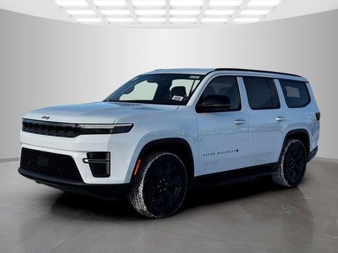 New 2026 Jeep Grand Wagoneer Limited AWD/4WD image 3