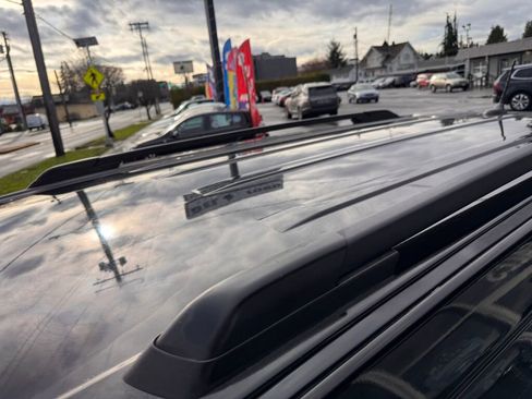 Used 2015 Dodge Journey SXT w/ Flexible Seating Group image 11