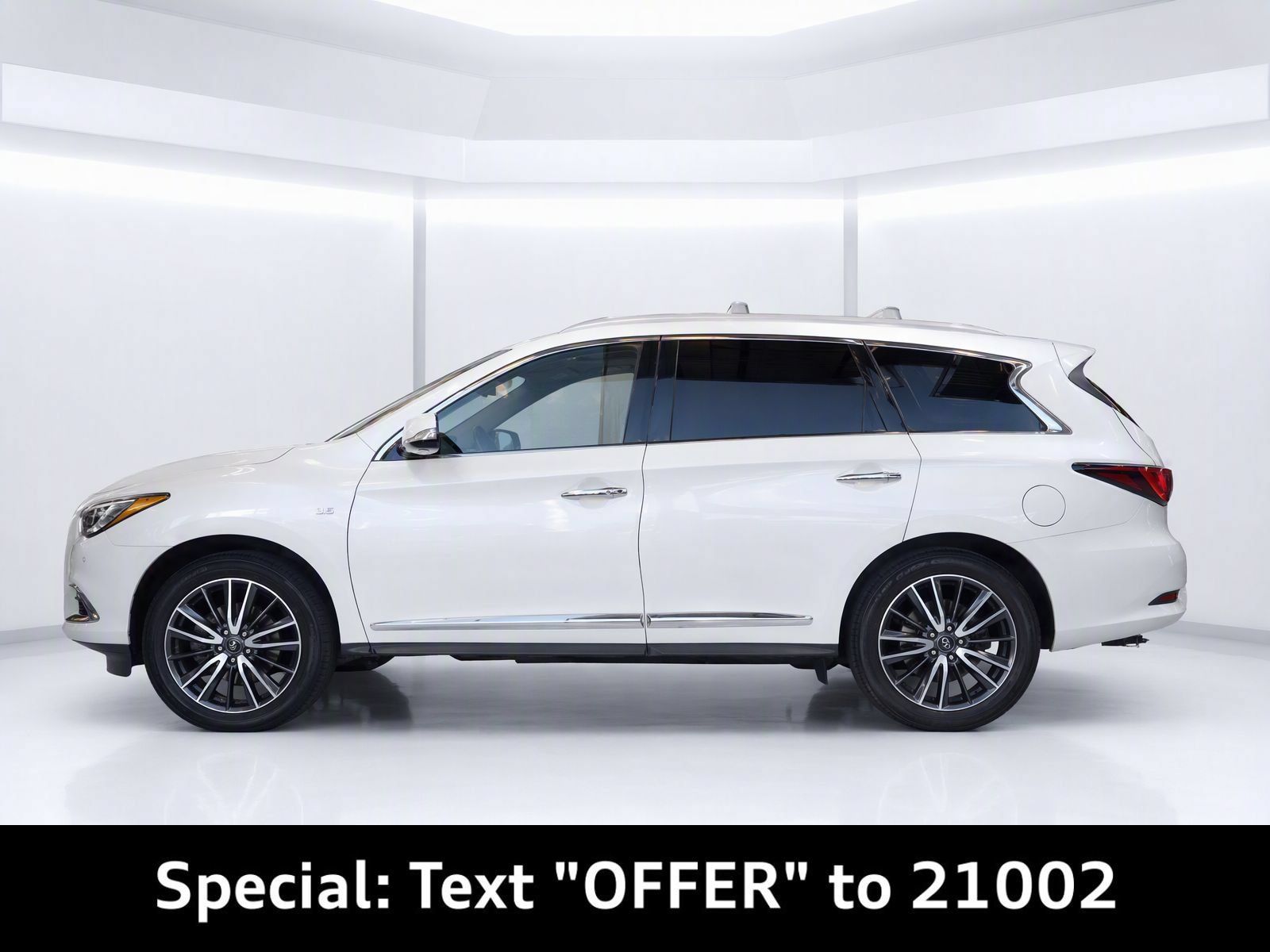 Used 2018 INFINITI QX60 Luxe w/ Deluxe Technology Package AWD/4WD image 6