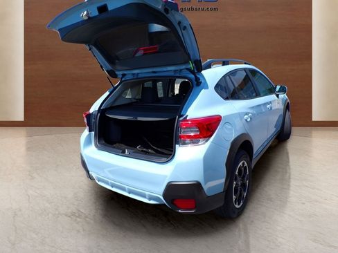 Used 2023 Subaru Crosstrek 2.0i Premium AWD/4WD image 9
