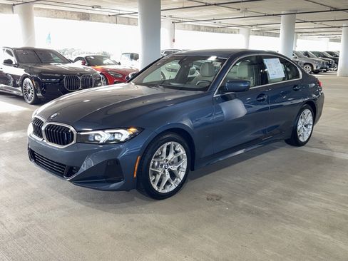 Certified 2025 BMW 330i Sedan w/ Convenience Package image 4