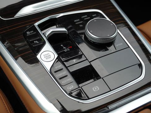 Used 2026 BMW X5 xDrive40i image 29