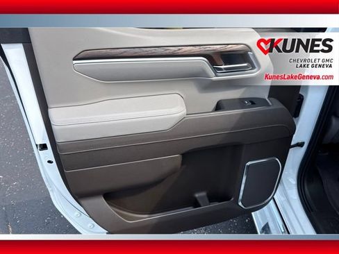 New 2026 GMC Sierra 1500 SLT w/ SLT Premium Package AWD/4WD image 16