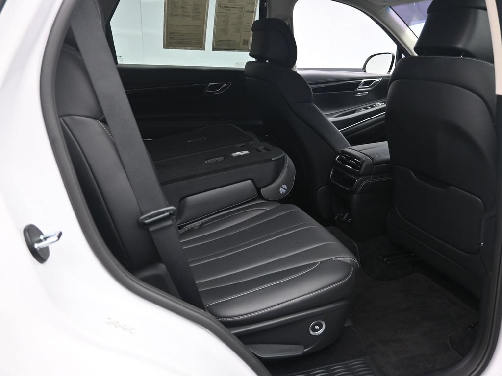 Used 2021 Genesis GV80 2.5T RWD image 26