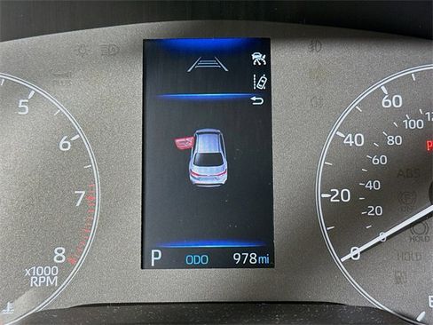 Certified 2025 Toyota Corolla LE image 33