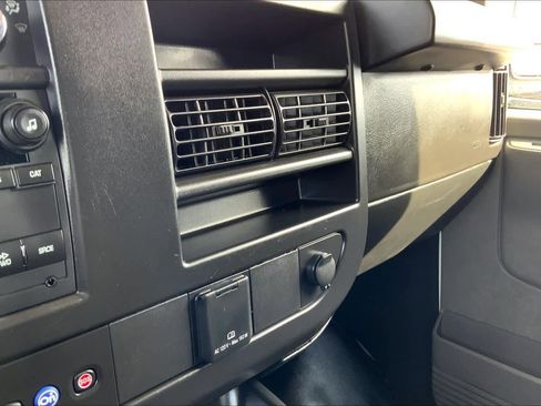Used 2023 Chevrolet Express 2500 w/ Driver Convenience Package image 31