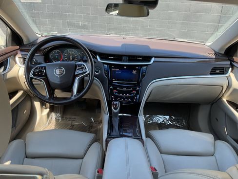 Used 2014 Cadillac XTS Vsport Premium w/ Driver Assist Package AWD/4WD image 17