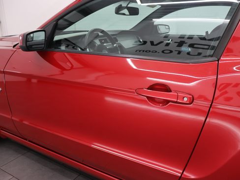 Used 2013 Ford Mustang GT Premium w/ Comfort Pkg RWD image 31