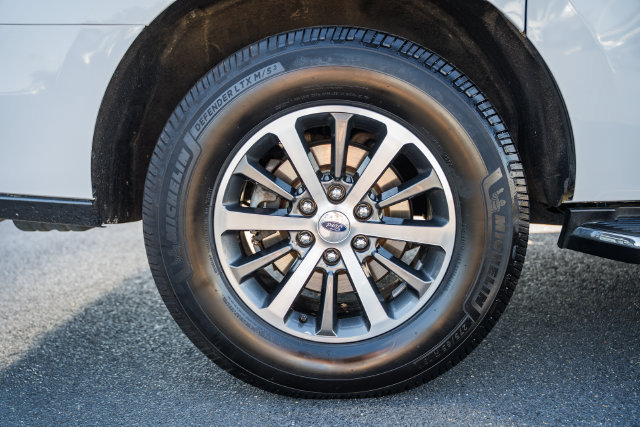 Used 2020 Ford Expedition Max XLT w/ Equipment Group 202A RWD image 15