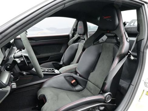 Certified 2026 Porsche 911 GT3 RWD image 5