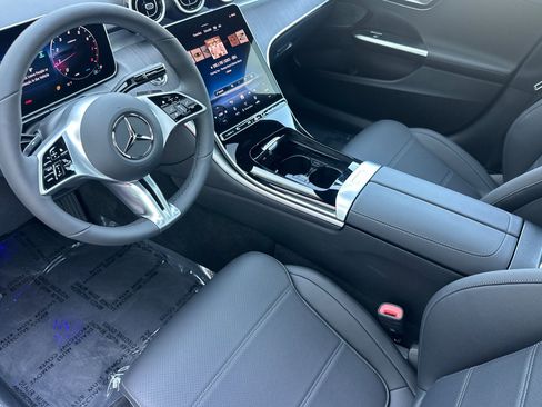 New 2025 Mercedes-Benz C 300 Sedan image 10