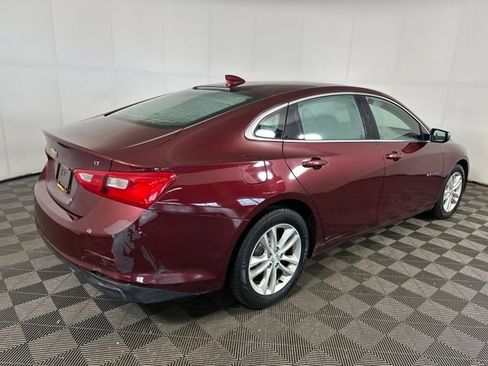 Used 2016 Chevrolet Malibu LT image 3