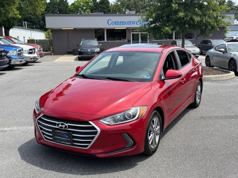 Used 2017 Hyundai Elantra Value Edition FWD image 5