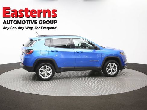 Used 2024 Jeep Compass Latitude AWD/4WD image 38
