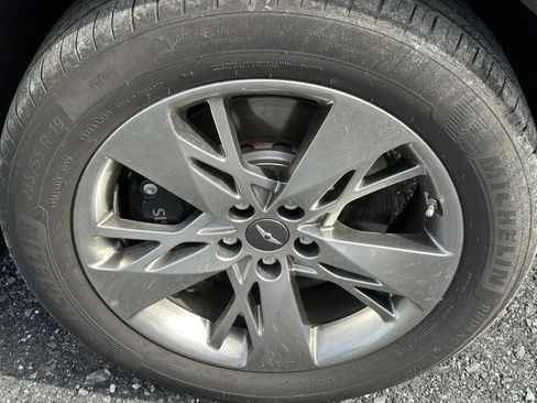 Used 2024 Genesis GV70 3.5T Sport AWD/4WD image 9