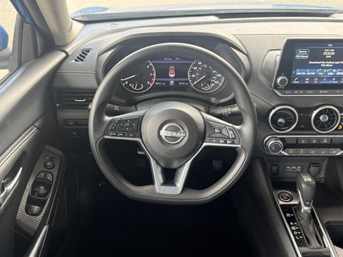 Used 2025 Nissan Sentra SV FWD image 22