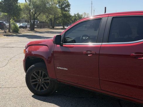 Used 2019 GMC Canyon SLE w/ Driver Alert Package AWD/4WD image 7