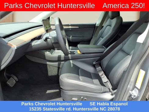 Used 2024 Tesla Model Y Long Range AWD/4WD image 16
