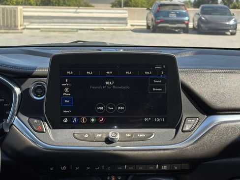 Used 2025 Chevrolet Blazer LT FWD image 19